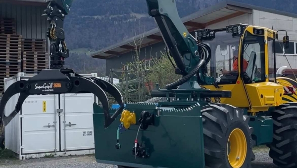 Bex : un nouveau tracteur forestier pour prendre soin de la forêt