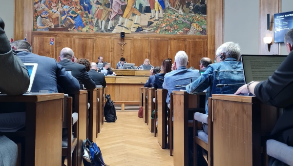 GCVs : une commission d’enquête parlementaire se penchera sur le projet de correction du Rhône