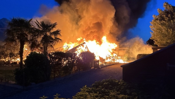 Yvorne : une personne décède dans l'incendie d'un mobil-home