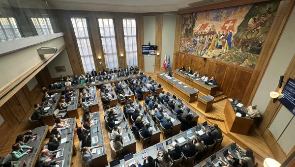 Suspension du chantier AOMC: le Grand Conseil réclame des réponses