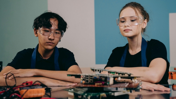 Projet Lift : un tremplin vers l’apprentissage et les études pour les élèves de 9H à 11H