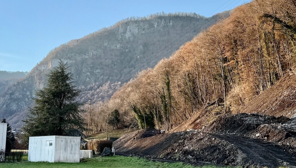 Vouvry : une digue pour protéger deux usines et une dizaines d’habitations des chutes de pierres 