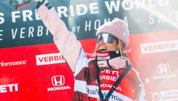 Après l’exploit, le défi: Jenna Keller à l’épreuve de la confirmation sur le Freeride World Tour