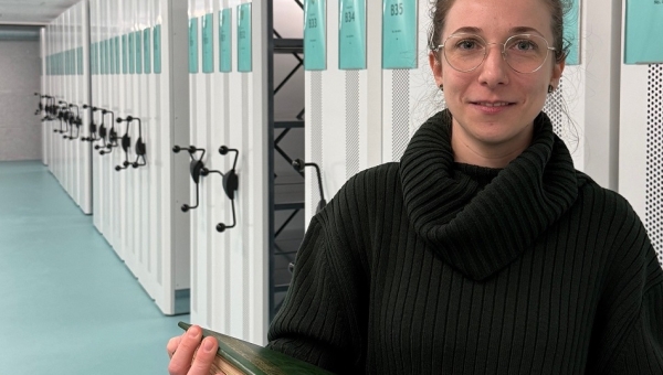 Appel aux archives à Monthey : l'archiviste Aline Keusen souhaite « préserver la vie des gens »