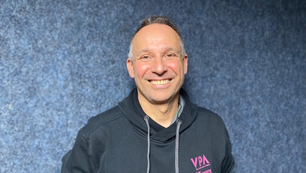 Quand la science rencontre la performance: Jean-Christophe Guinchard élu meilleur coach suisse de triathlon 2025