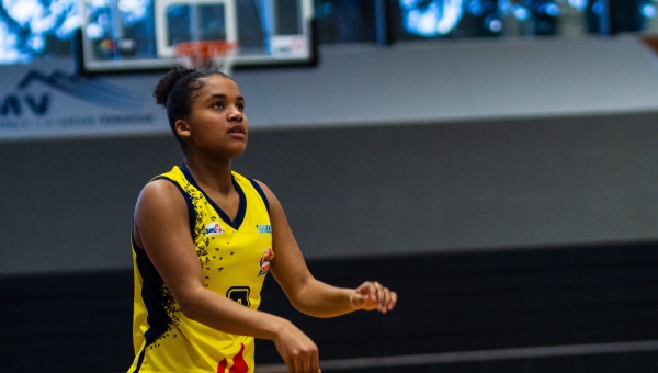 Basket - Troistorrents: Naomie Djitik a découvert l'élite à seulement 14 ans