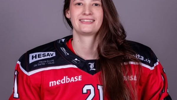 Hockey sur glace: neuf saisons, une promotion assurée et un titre en vue - Diane Sicault ne voit "pas le temps passer" à Lausanne