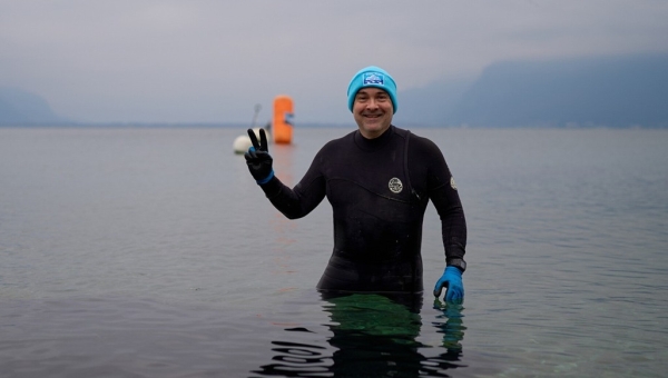 Vevey: "Un moment de tranquillité et de paisibilité pour le corps" - Les participants de la Coupe Polaire prêts à braver l'eau froide du Léman