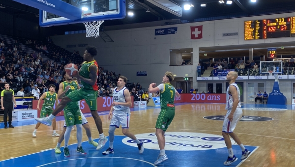 Basket: Monthey encore battu à Fribourg, à nouveau de plus de 60 points