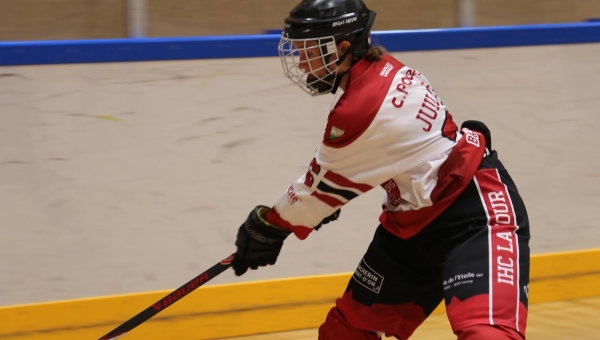 Inline hockey: des débuts en fanfare pour les féminines de La Tour, en bronze pour leur première saison