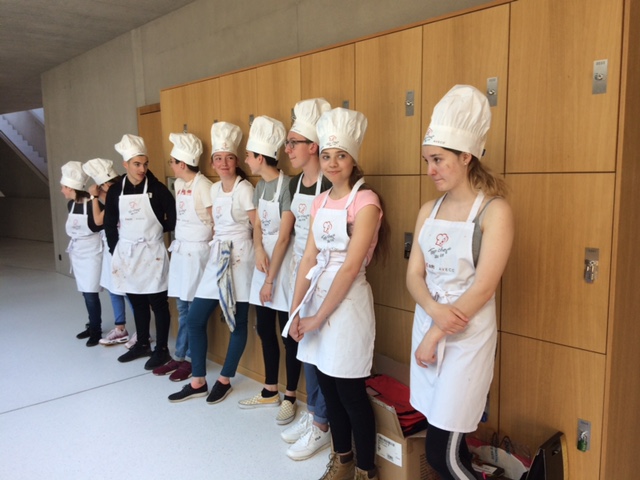 Les cuisiniers en herbe étaient au CO de Fully aujourd'hui