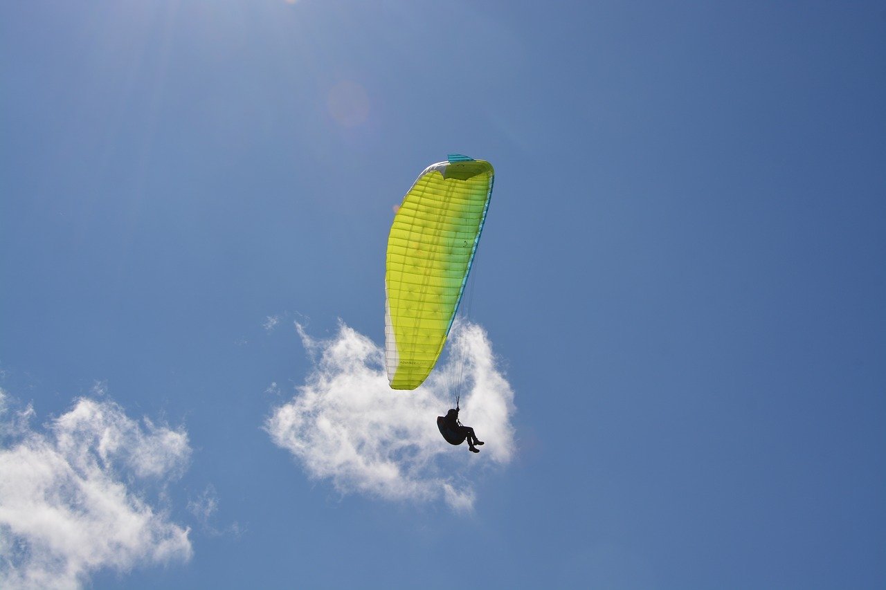 Un parapentiste décède en Valais