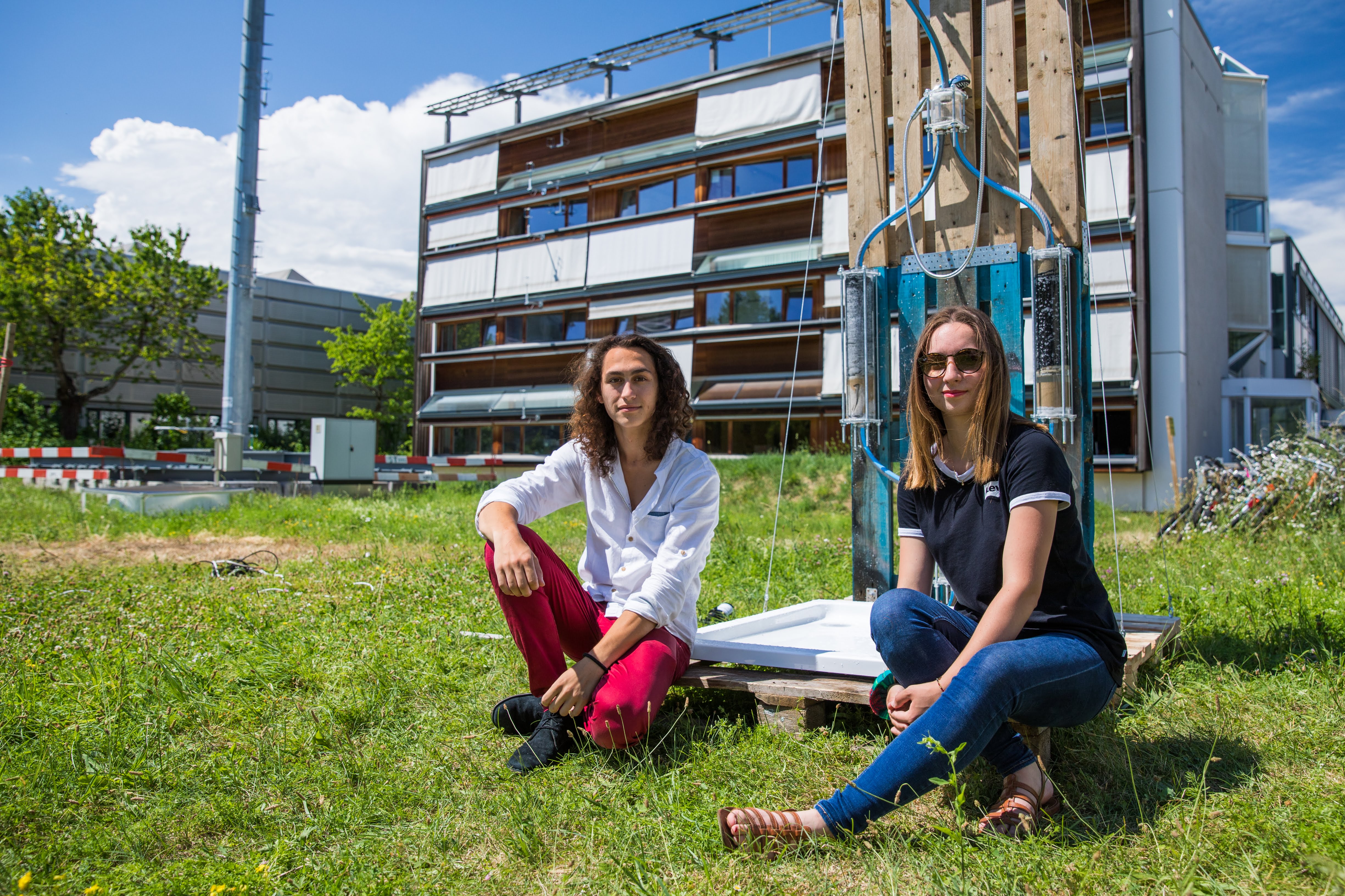 Des étudiants de l’EPFL développent une douche écologique