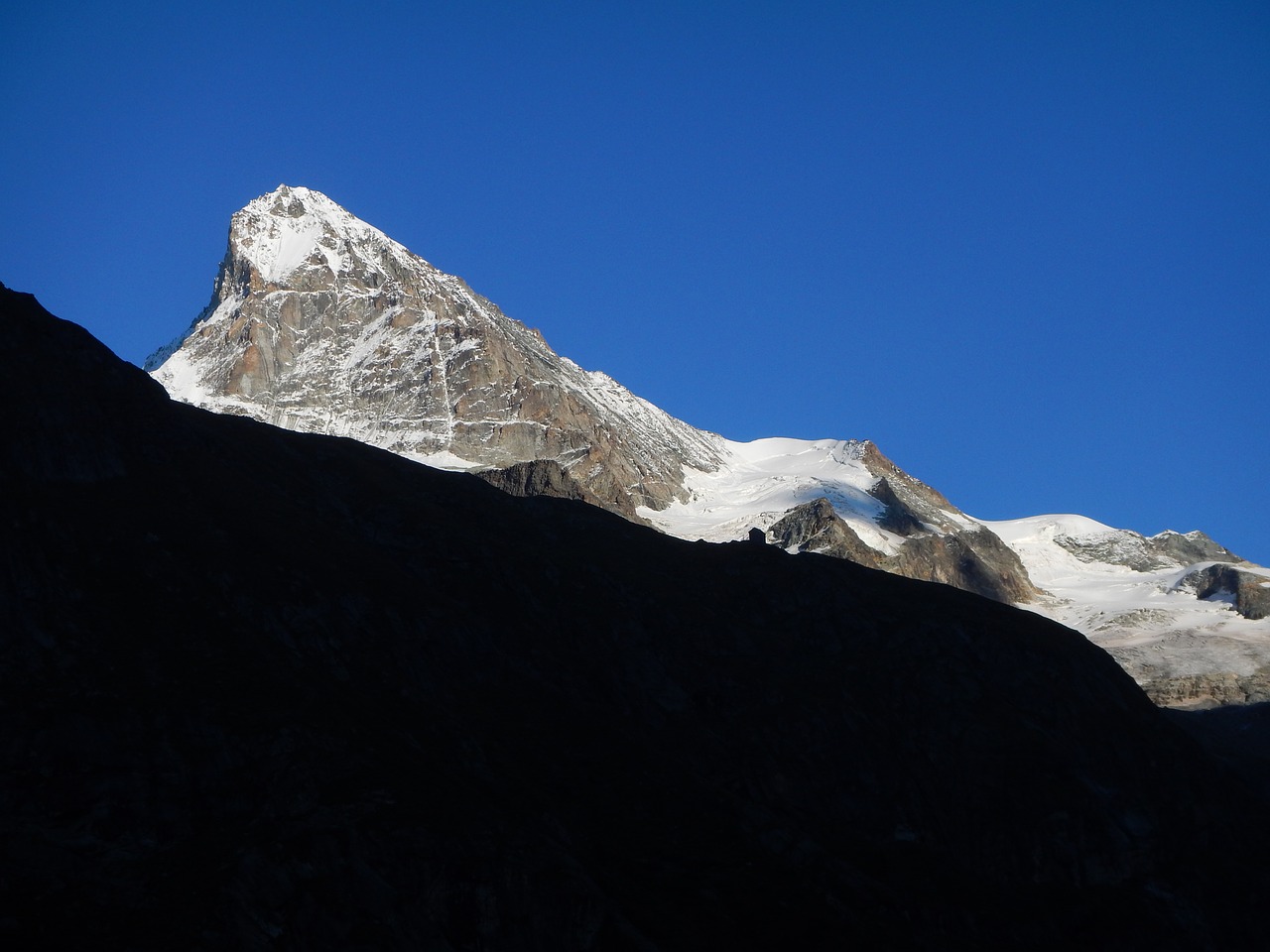 Un alpiniste a perdu la vie hier à la Dent-Blanche