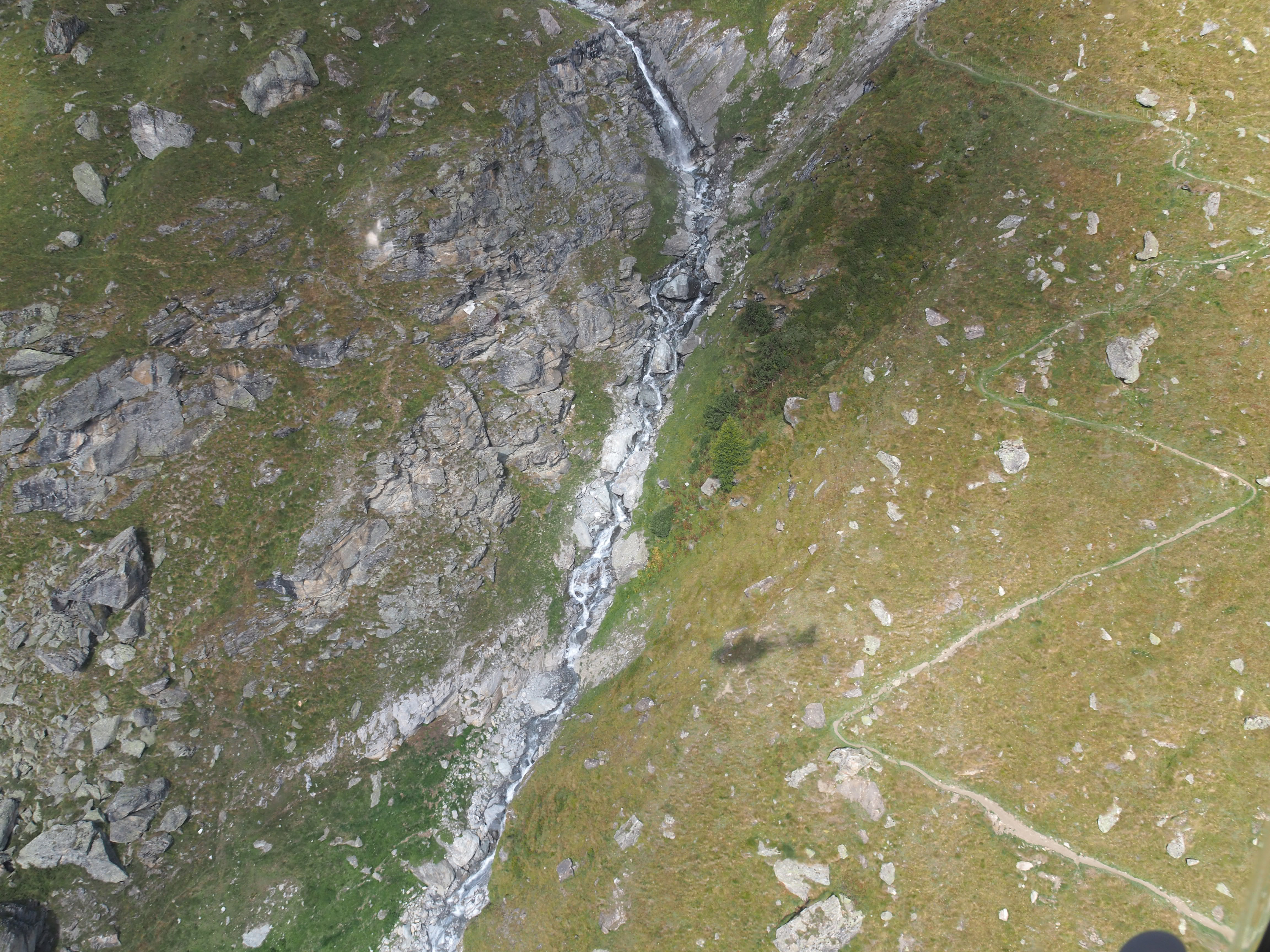 Un wingsuiter a perdu la vie dans le val de Bagnes