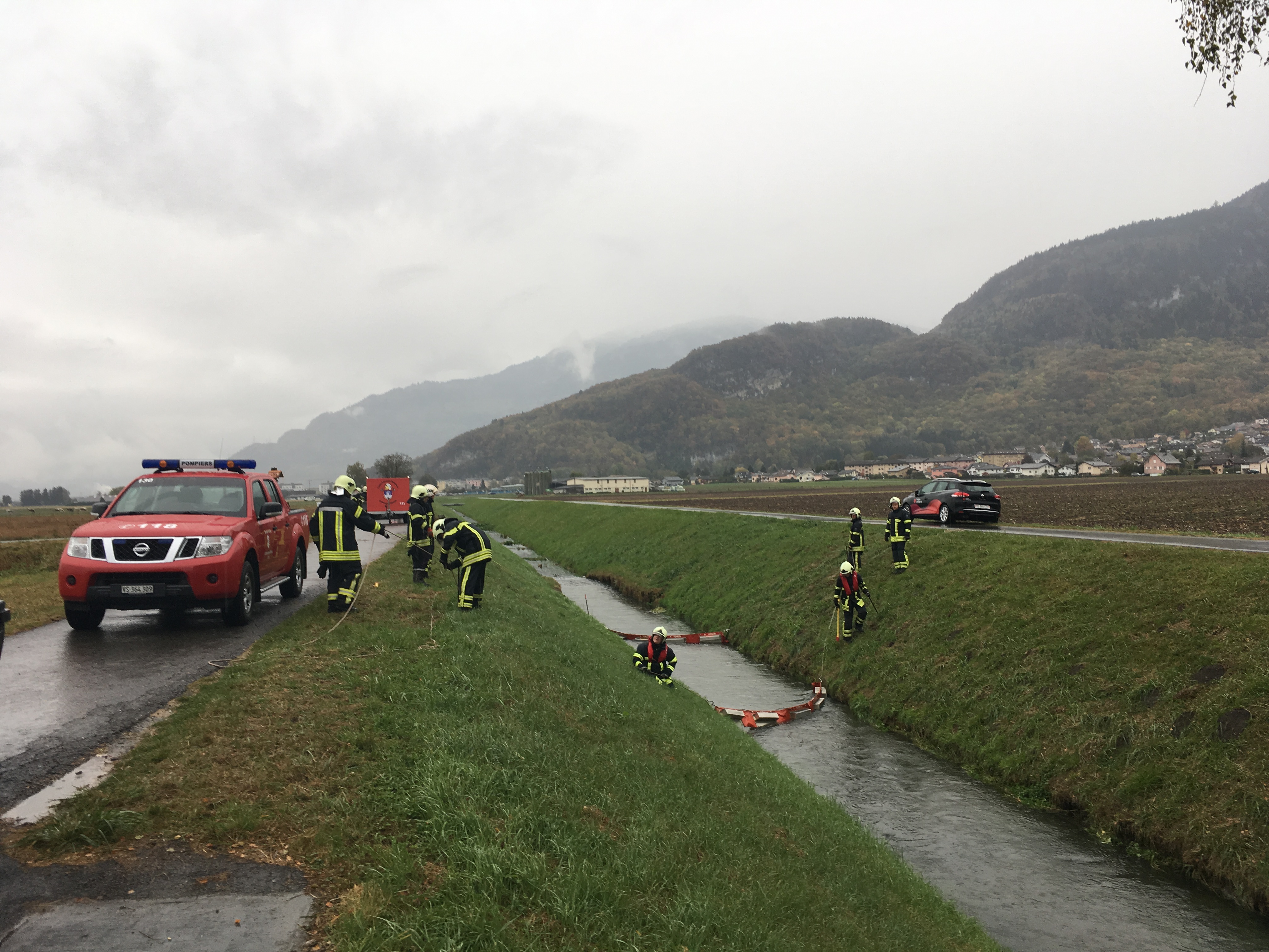 Les sapeurs-pompiers de Collombey-Muraz ont bravé la pluie pour leur exercice d'automne 