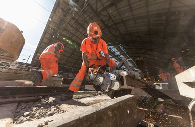 Le premier coup de pioche du viaduc Renens-Prilly-Malley a été donné aujourd'hui