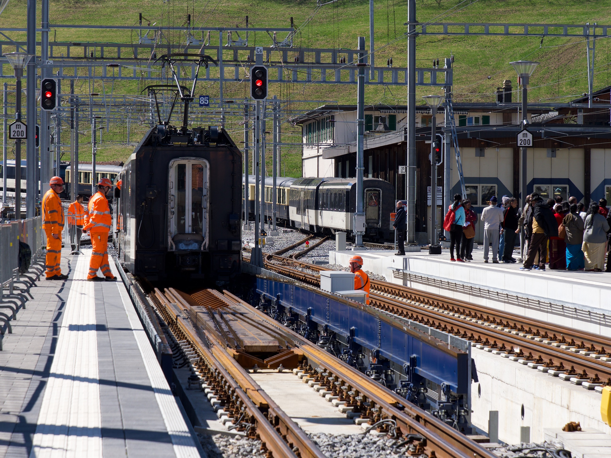 Le MOB teste avec succès un système pour rallier Montreux à Interlaken sans changer de train
