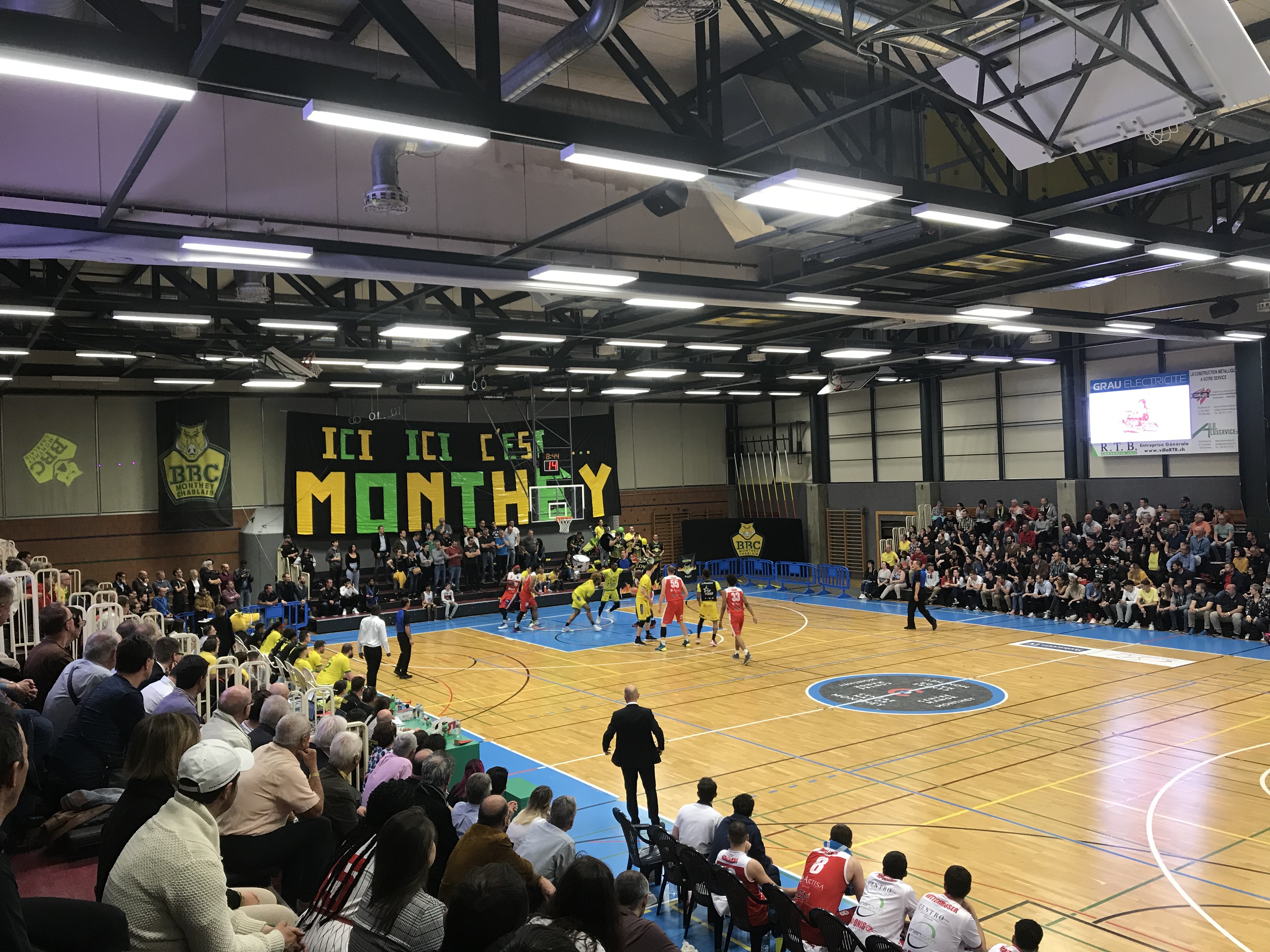 Basket: Le BBC Monthey-Chablais passe par tous les états d'âme avant de filer en demi-finales