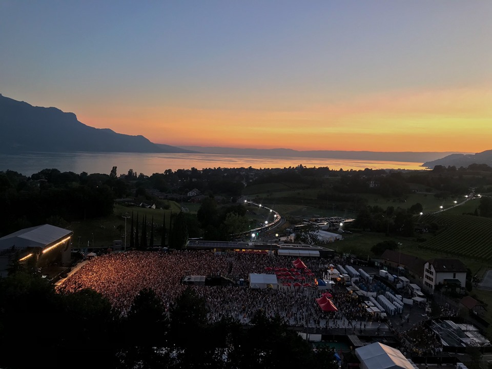 Elton John a fait vibrer le stade de la Saussaz hier soir