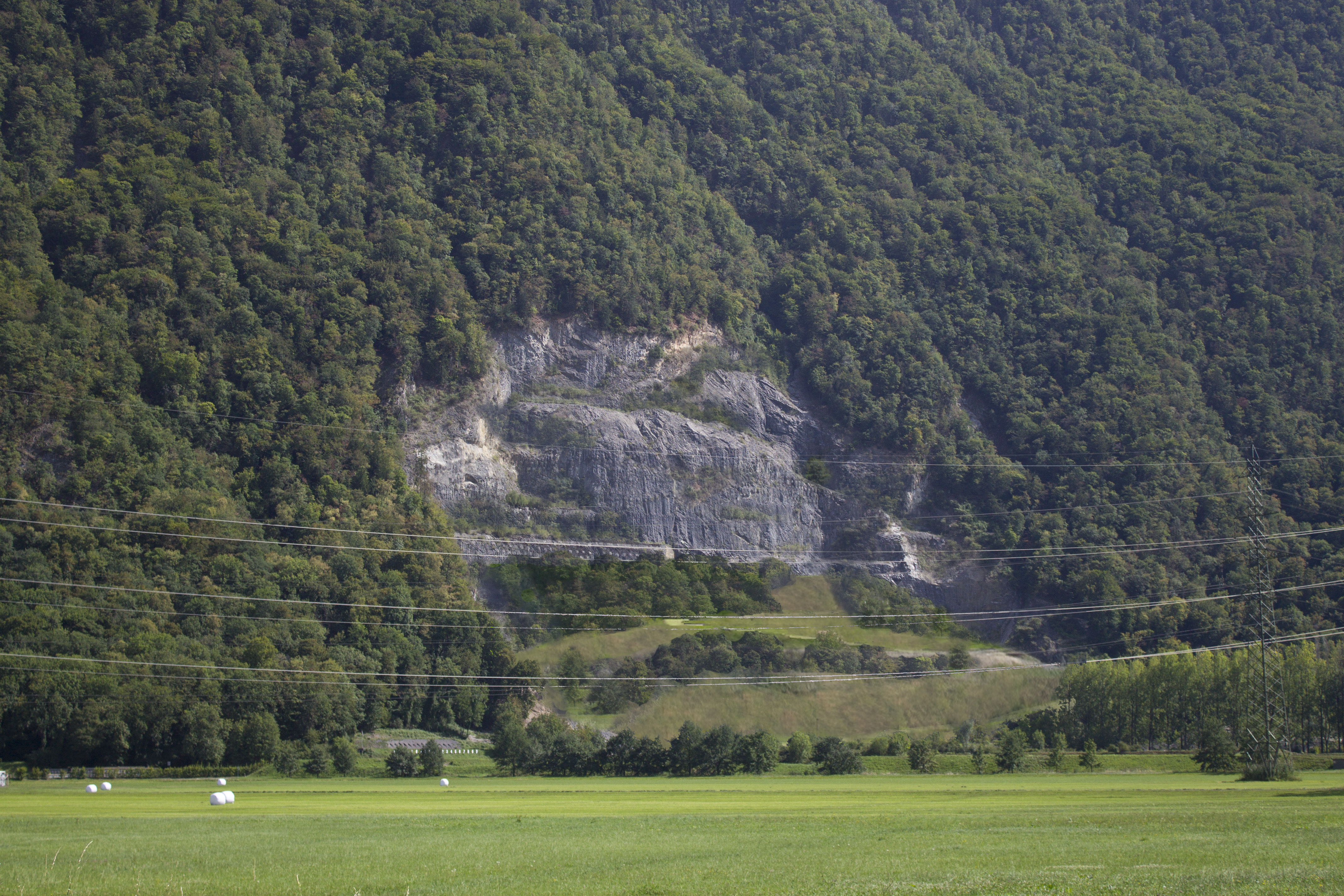 Villeneuve: les carrières d'Arvel vont renaturer le site de Planche-Boetrix