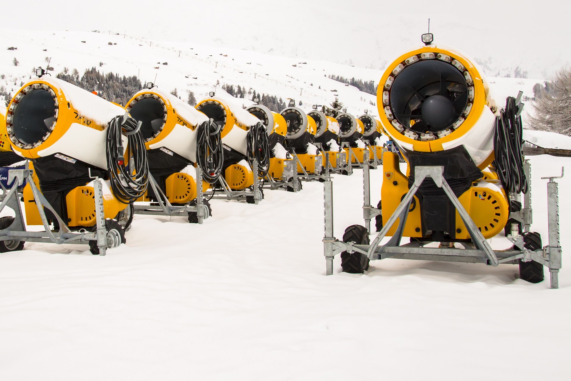 Mobilisés aux Diablerets, la Grève du Climat Vaud et Extinction Rebellion ont dénoncé des JOJ peu écolos