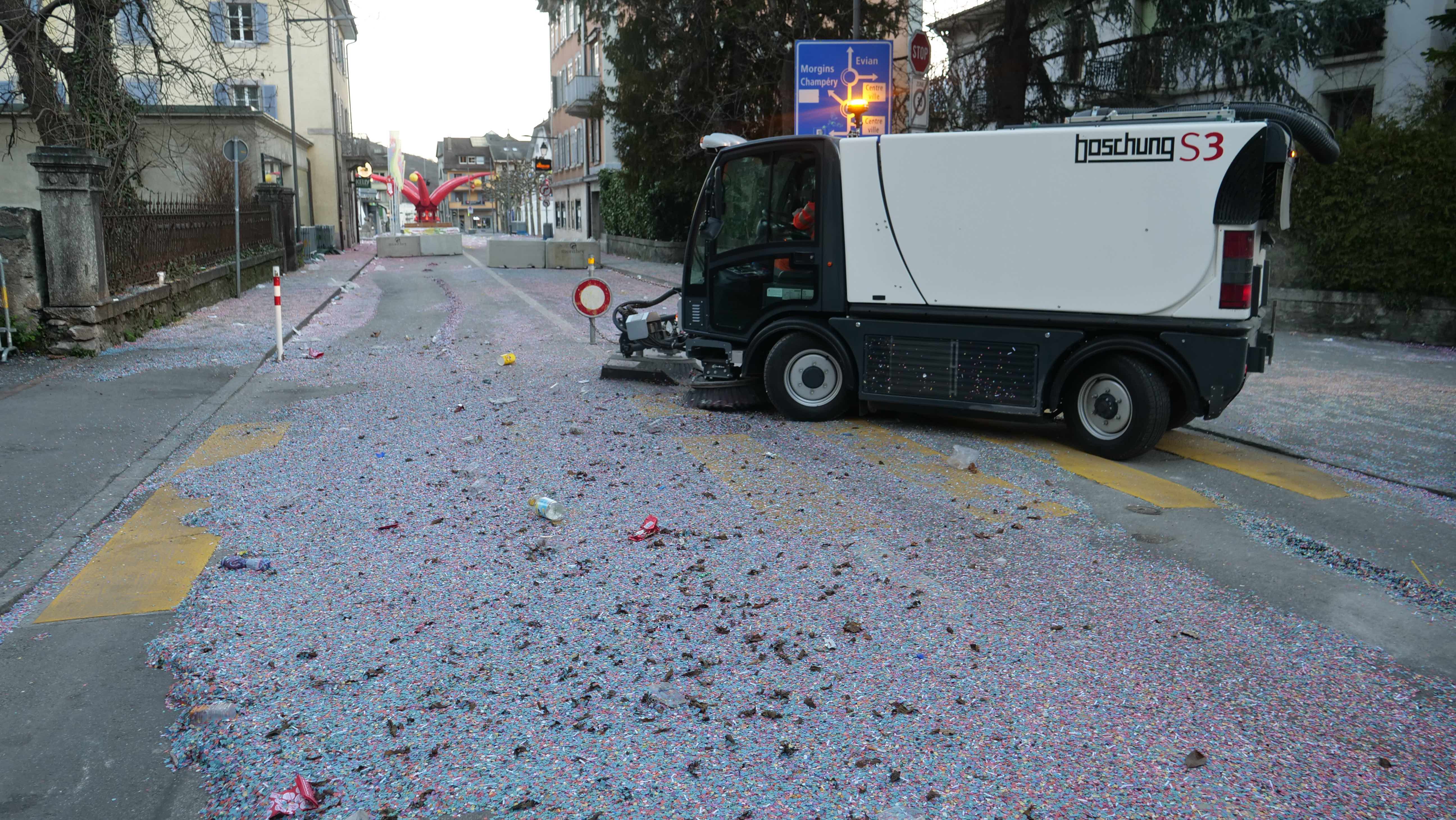 La ville de Monthey part en guerre face aux déchets de carnaval