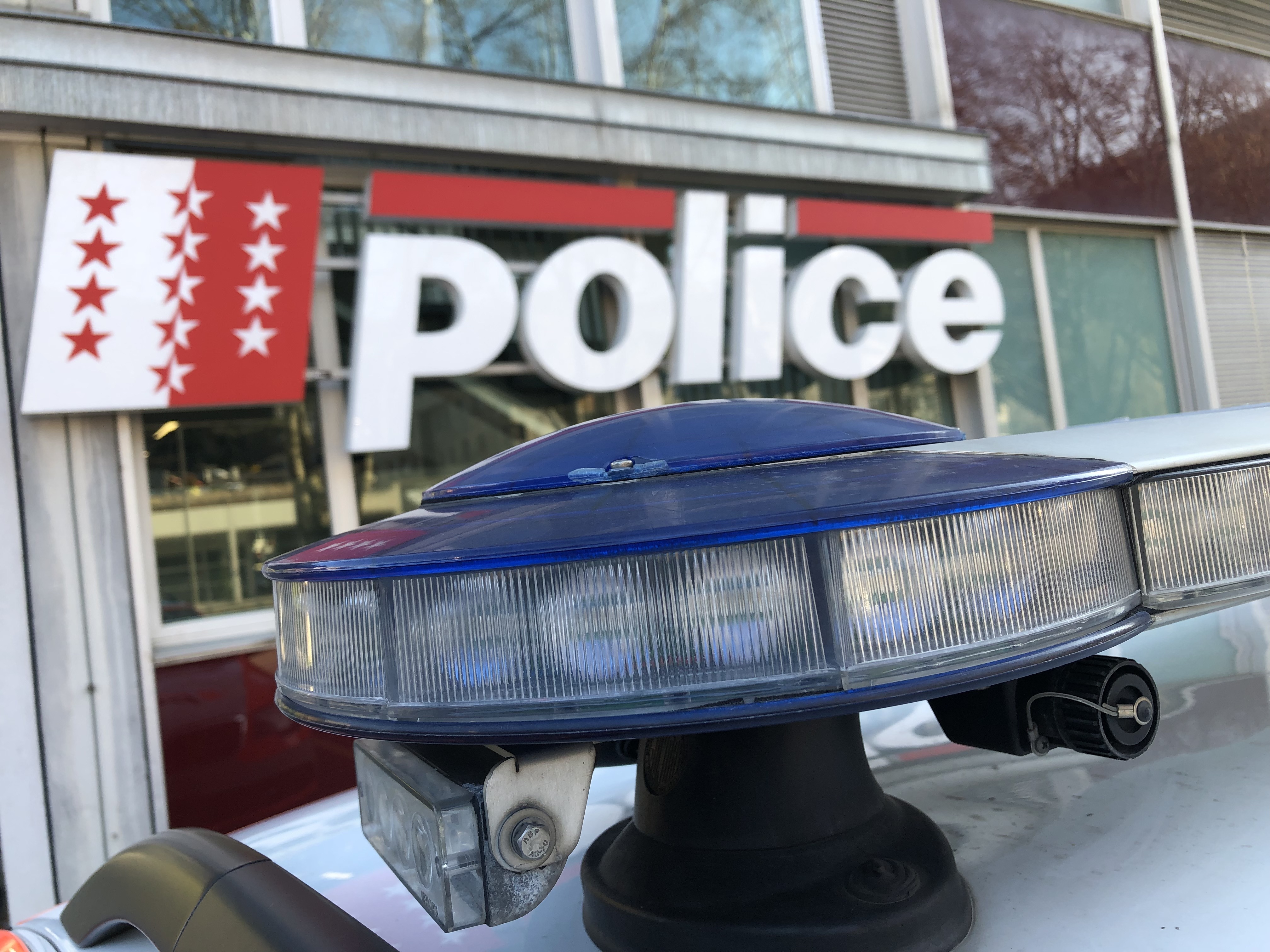 Un motard, roulant à 110 km/h à Conthey, a été pincé