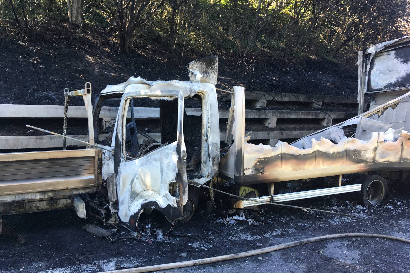Véhicules en feu sur l'autoroute A1 à la hauteur de Morges
