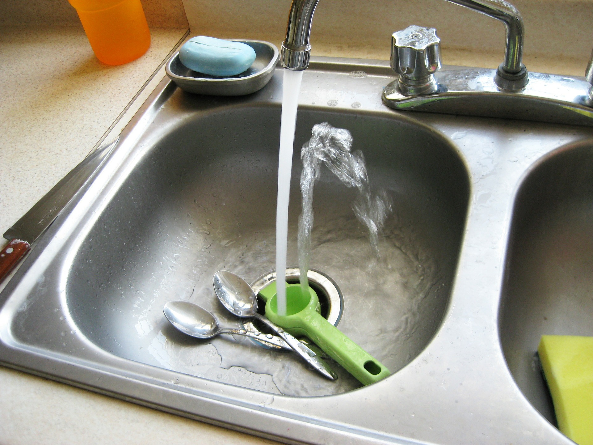 Eau polluée à Ormont-Dessus, Châteaux-d'Oex et à Les Moulins