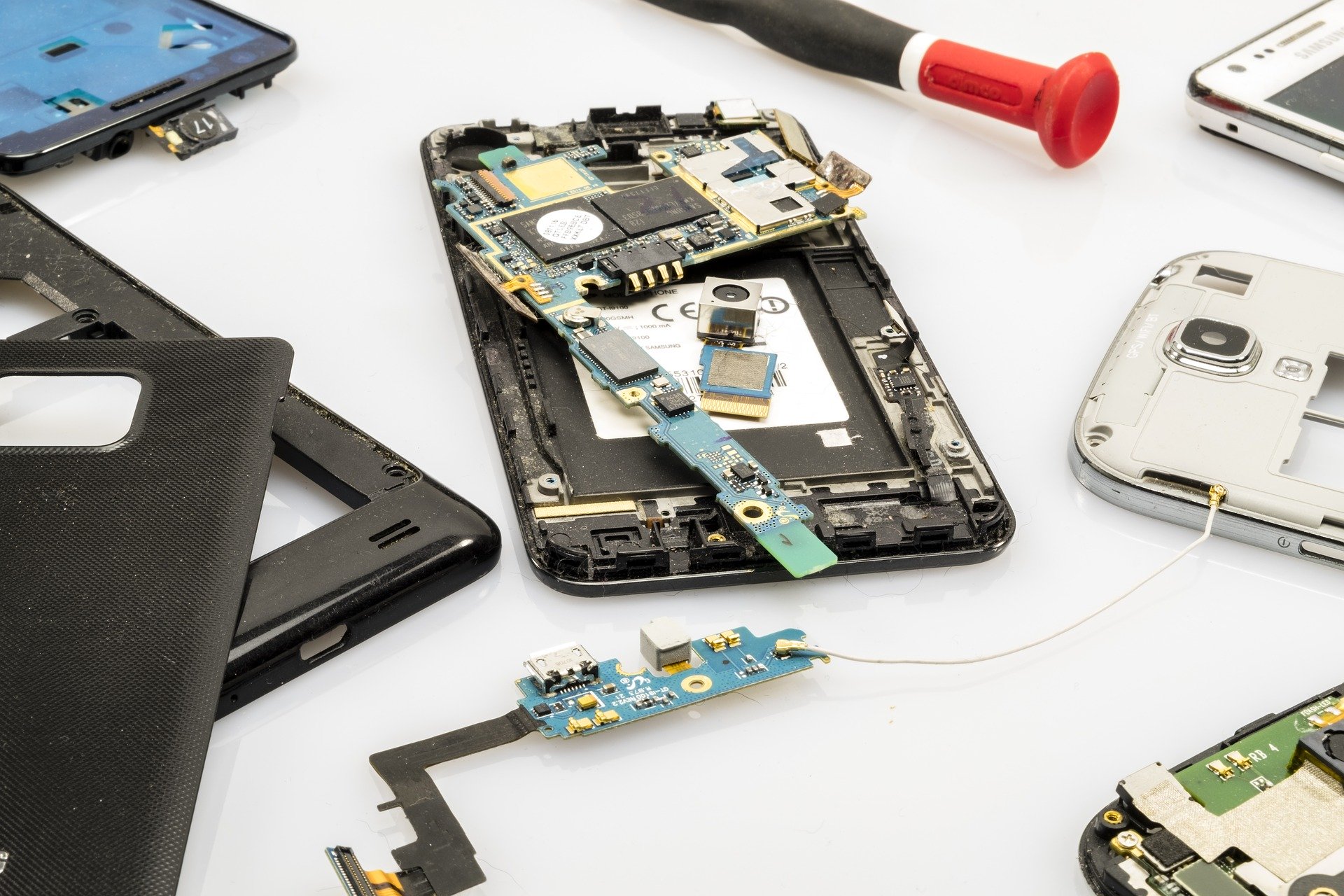 Sortez vos vieux smartphones de vos tiroirs!