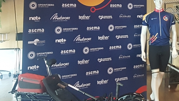 Victime d'un AVC, il s'apprête à parcourir 5'400km en vélo adapté