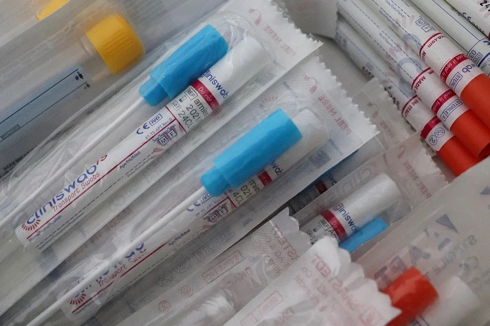 Coronavirus: Une étude vaudoise confirme la fiabilité des tests rapides