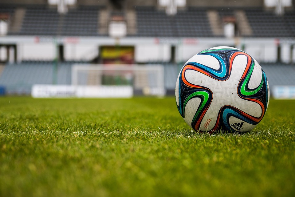 Vaud: Interdiction de la pratique des sports de contact au niveau amateur, limite de 1'000 personnes dans les stades