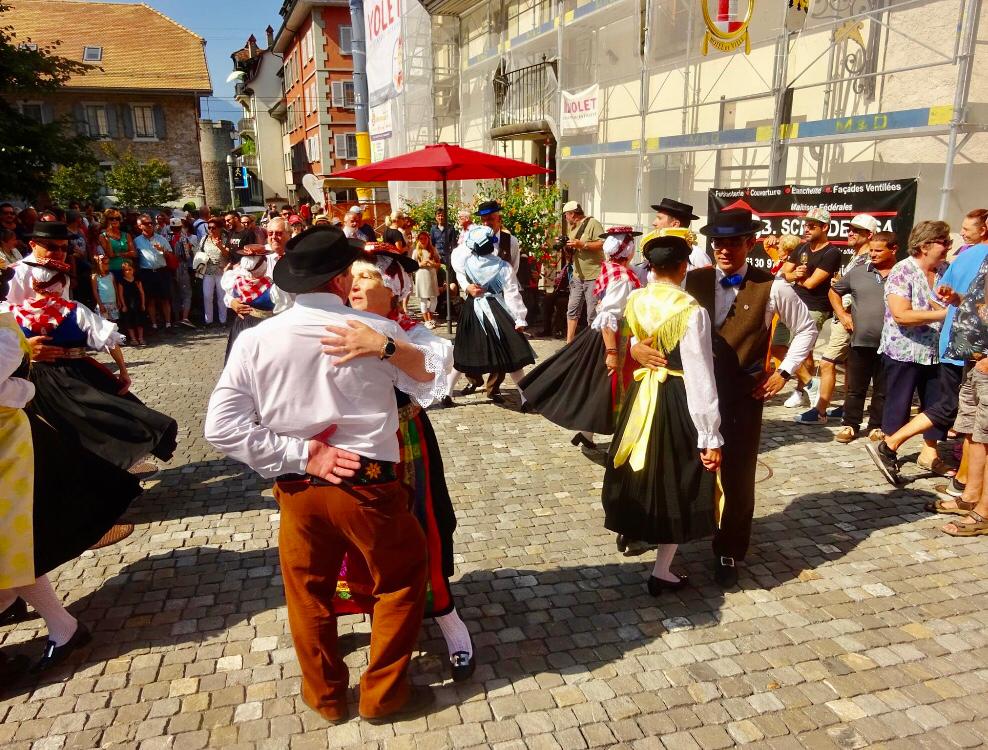 Malgré le pass covid, les Marchés Folkloriques de Vevey ont le sourire