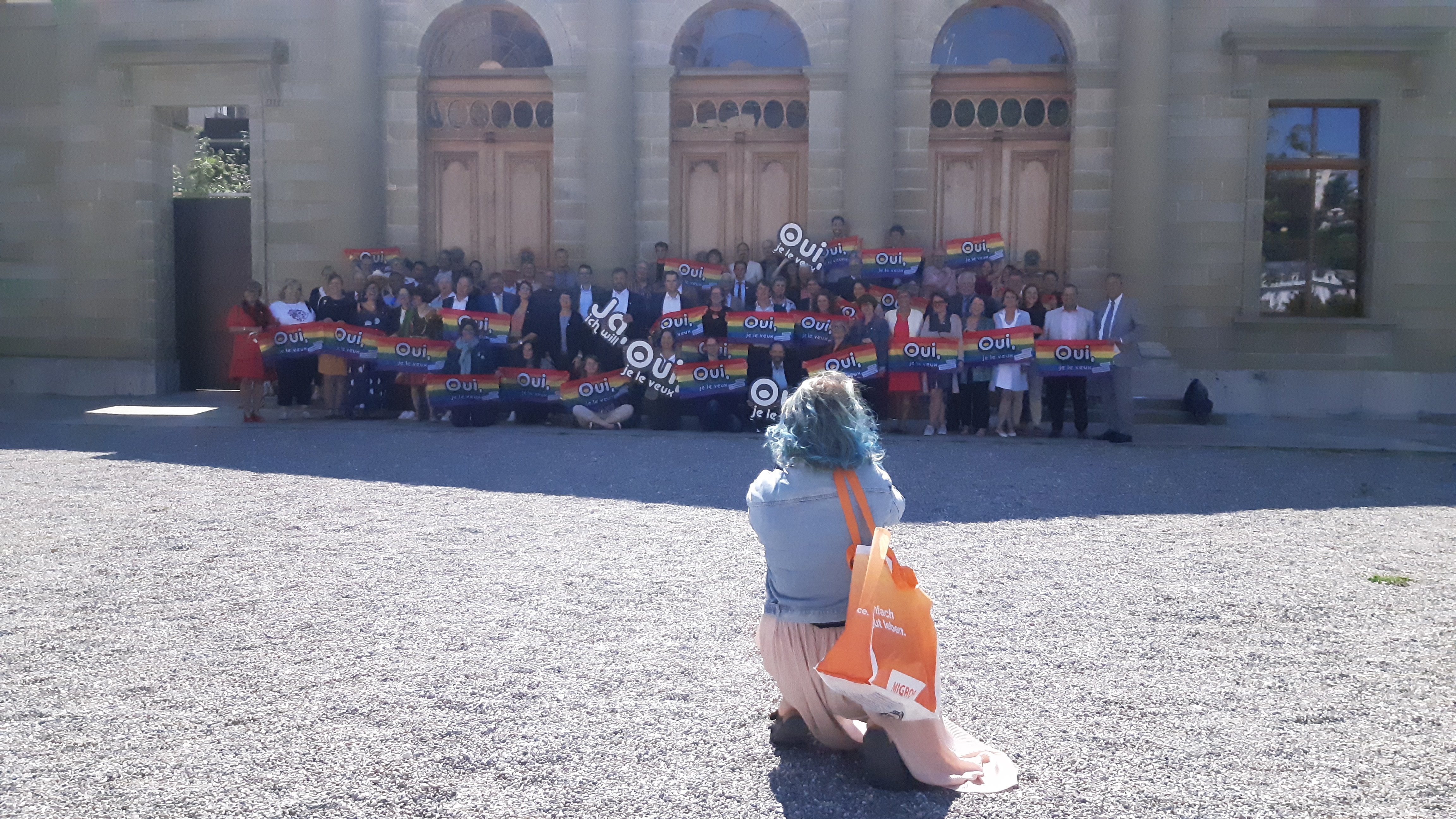 Huit formations politiques vaudoises affichent leur soutien en faveur du Mariage pour tous