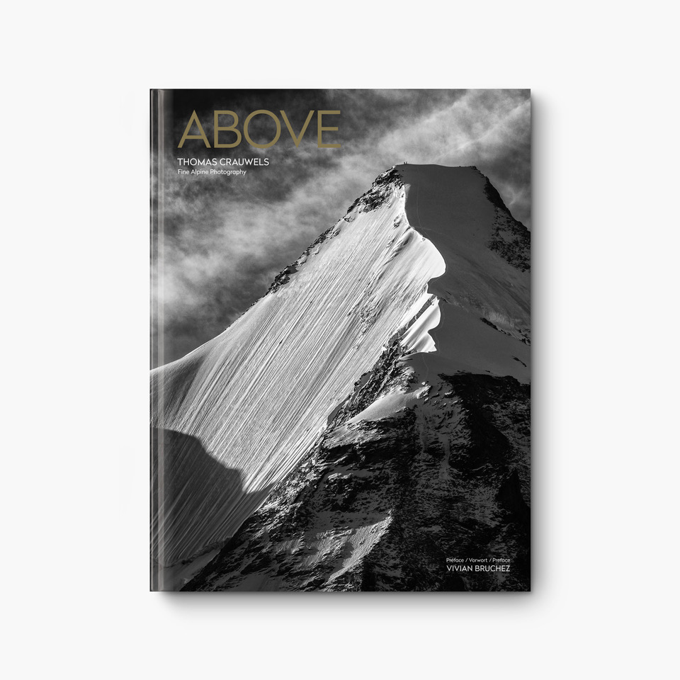 Le Vionnéroud Thomas Crauwels sort un livre de photographies prises sur les sommets alpins
