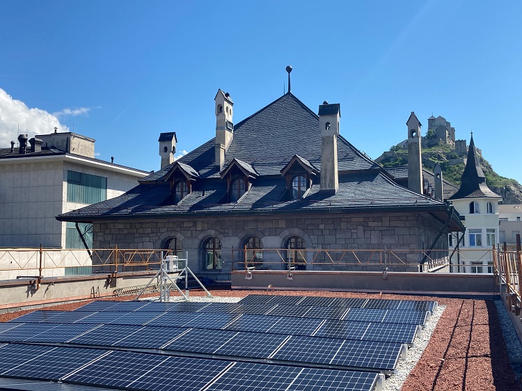 Les bâtiments de l’Etat du Valais se coiffent de panneaux solaires