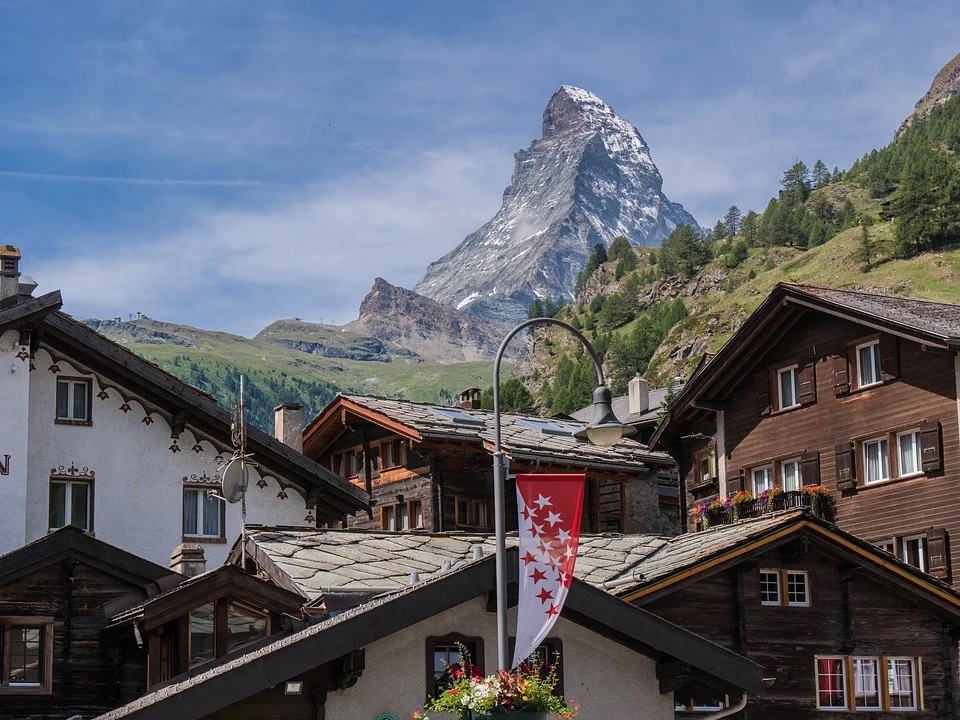 Les restaurateurs frondeurs de Zermatt ne passeront pas par la case prison