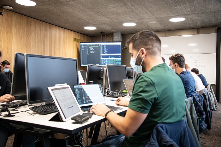 La HES-SO Valais-Wallis élargit son offre de formation en informatique