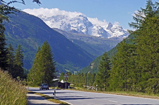 Le Valais revoit sa loi sur les routes