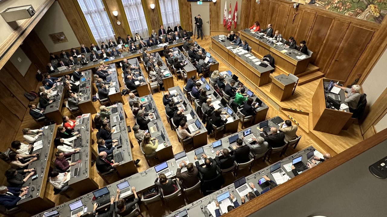 Valais: le Grand Conseil entre en matière sur le budget 2023 du canton