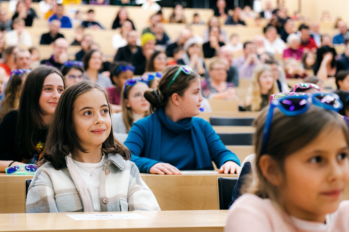 Valais: 70 jeunes formées dans des ateliers "Internet & code pour les filles"
