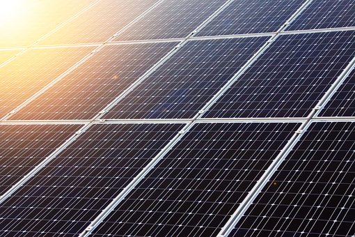 Valais : grand potentiel pour l'énergie solaire en milieu construit