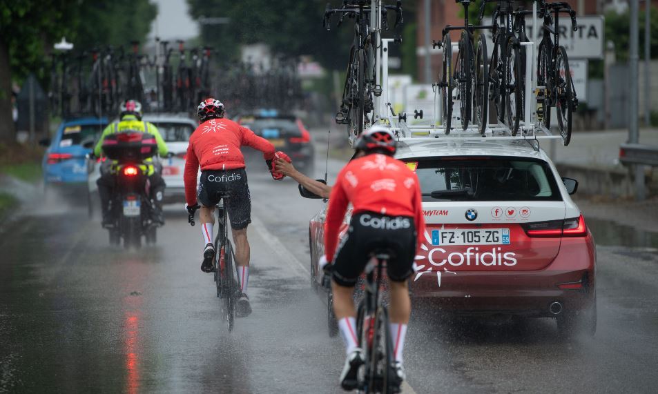 Cyclisme: La 13ème étape du Giro raccourcie en raison des intempéries