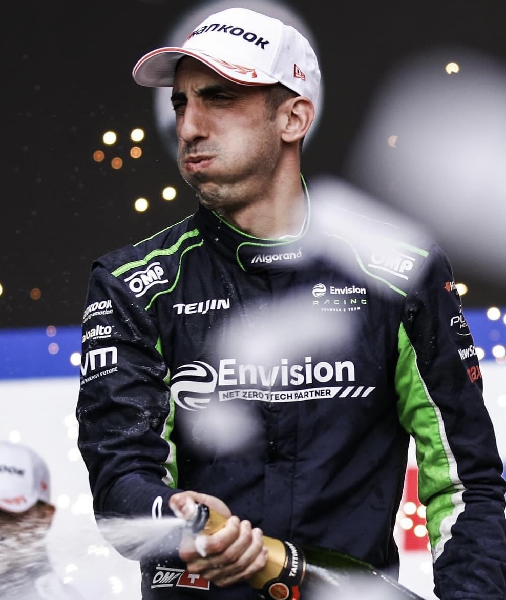 Formule E : Sébastien Buemi sur le podium lors de la première course de la saison