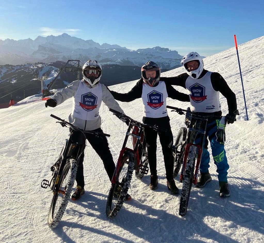 Snow Bike: "Ce n'est pas un sport réservé aux jeunes casse-cous"