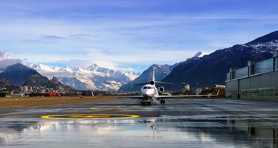 Aéroport de Sion : le Valais abandonne son développement commercial
