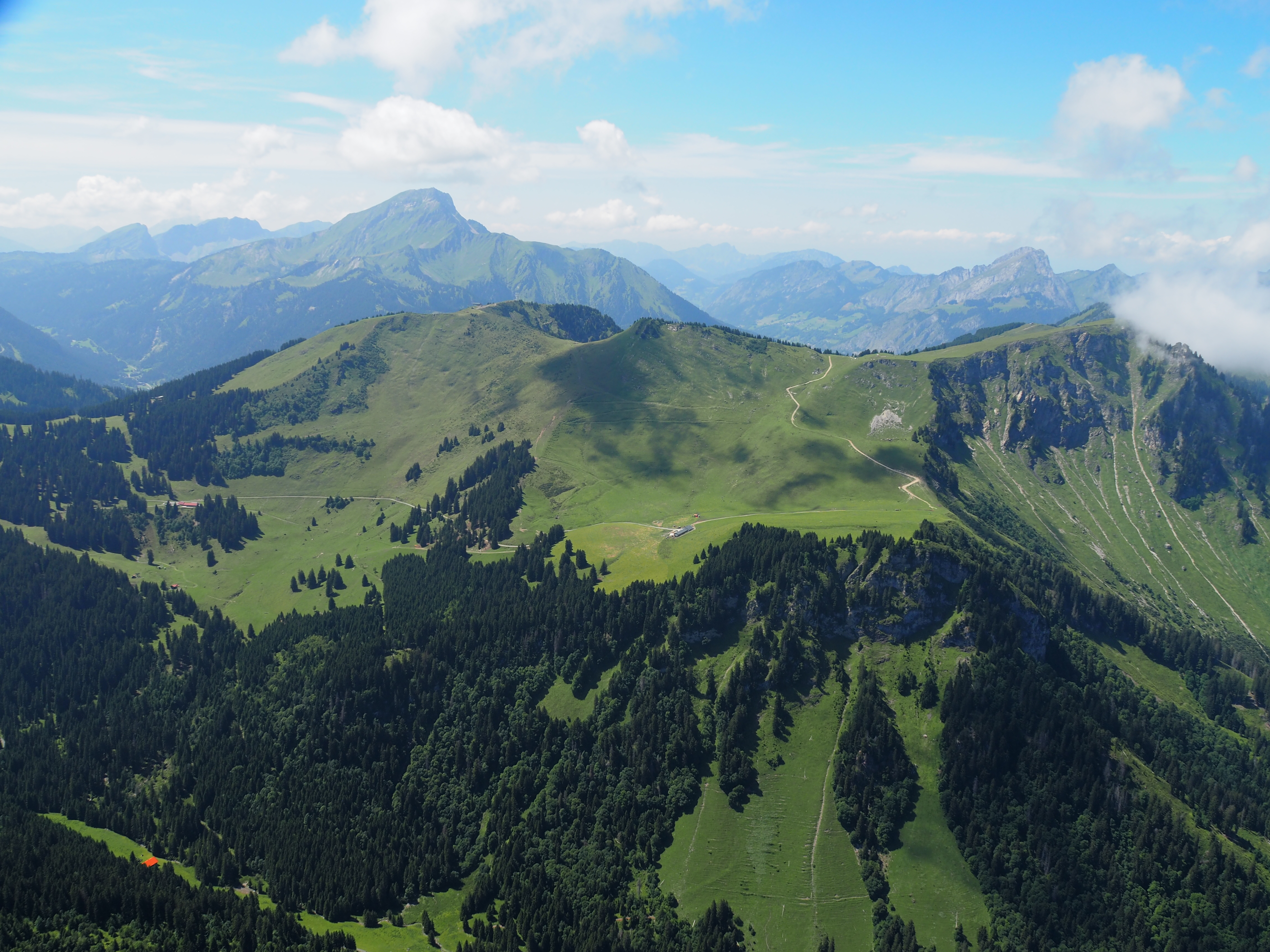 Collombey-Muraz: chute mortelle d’un randonneur à la Pointe des Ombrieux