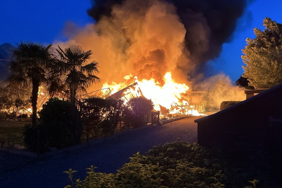 Yvorne : une personne décède dans l'incendie d'un mobil-home
